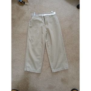 Cherokee Capri Pants tan size 10